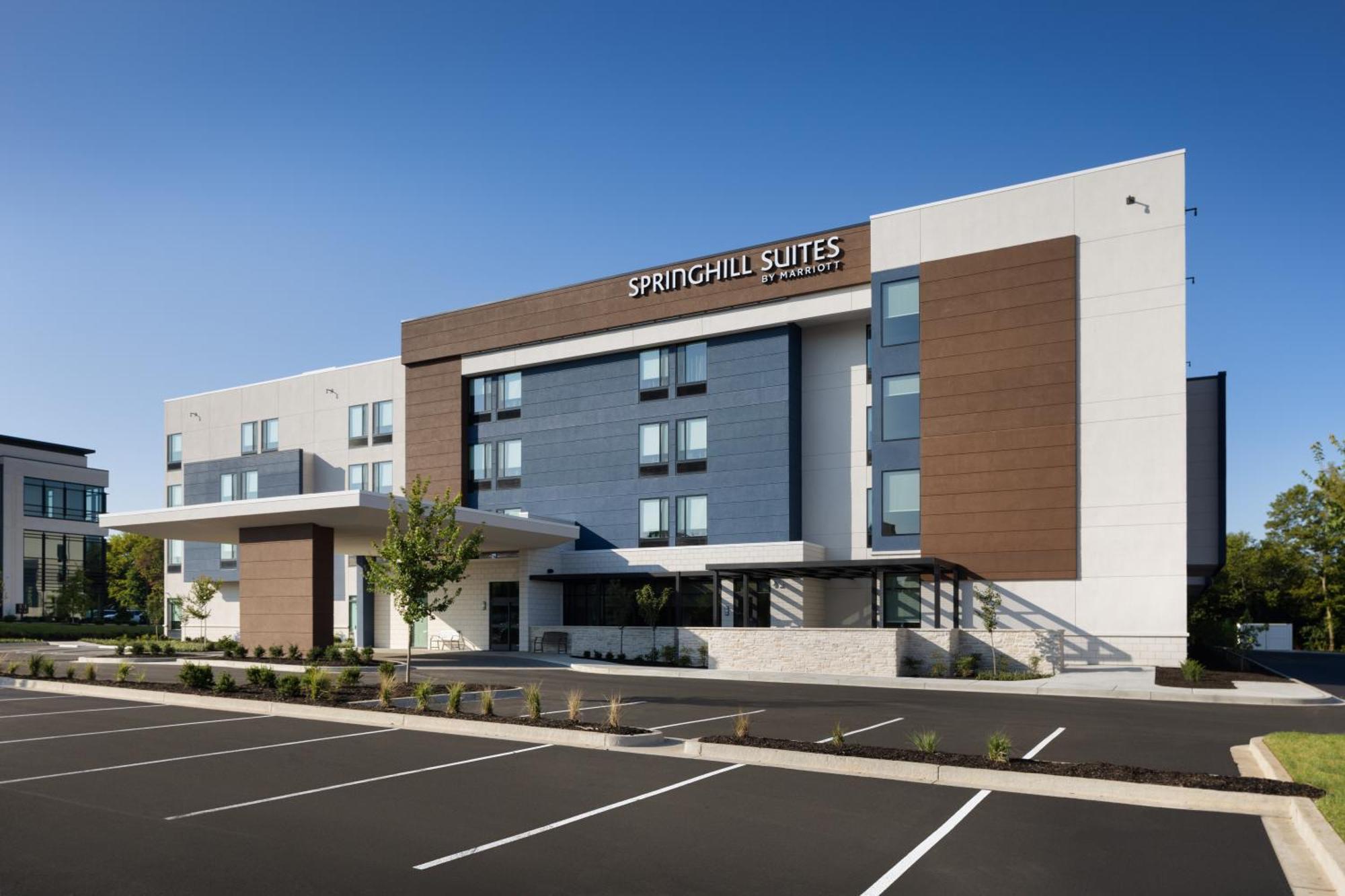 Springhill Suites By Marriott 鲍灵格林 外观 照片